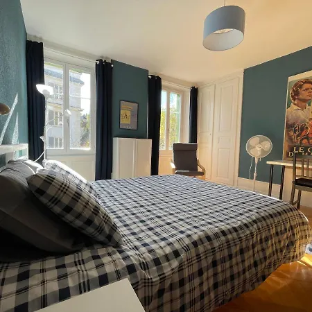 Le Locle : Bel Appartement Chaleureux Exterior photo